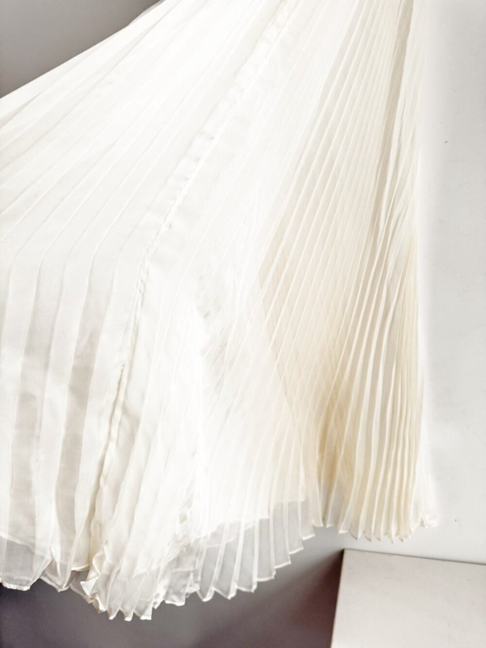 Rag and Bone Asymmetrical Pleated Ivory Silk Minimalist Skirt 6 - Picture 7 of 9